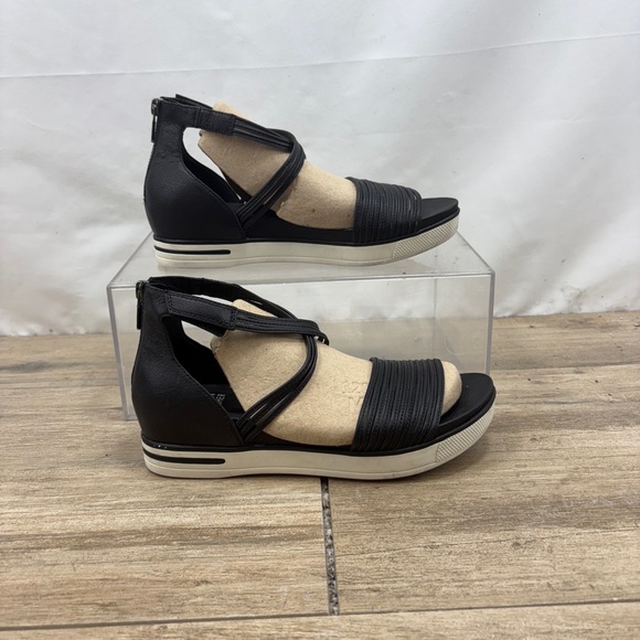 Eileen Fisher Womens Black Suede Strappy Comfort Sandals‎ Size 7 - Picture 3 of 9
